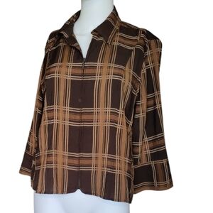 Christopher & Banks Beautiful Plaid. Full Zip Shirt Women’s Size S.